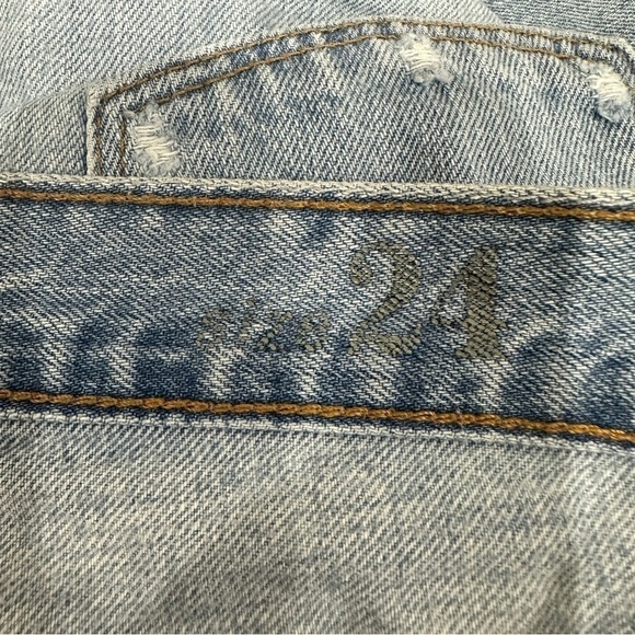 Jcrew Broken In Boyfriend Jeans Patch Distressed Denim - Picture 5 of 7